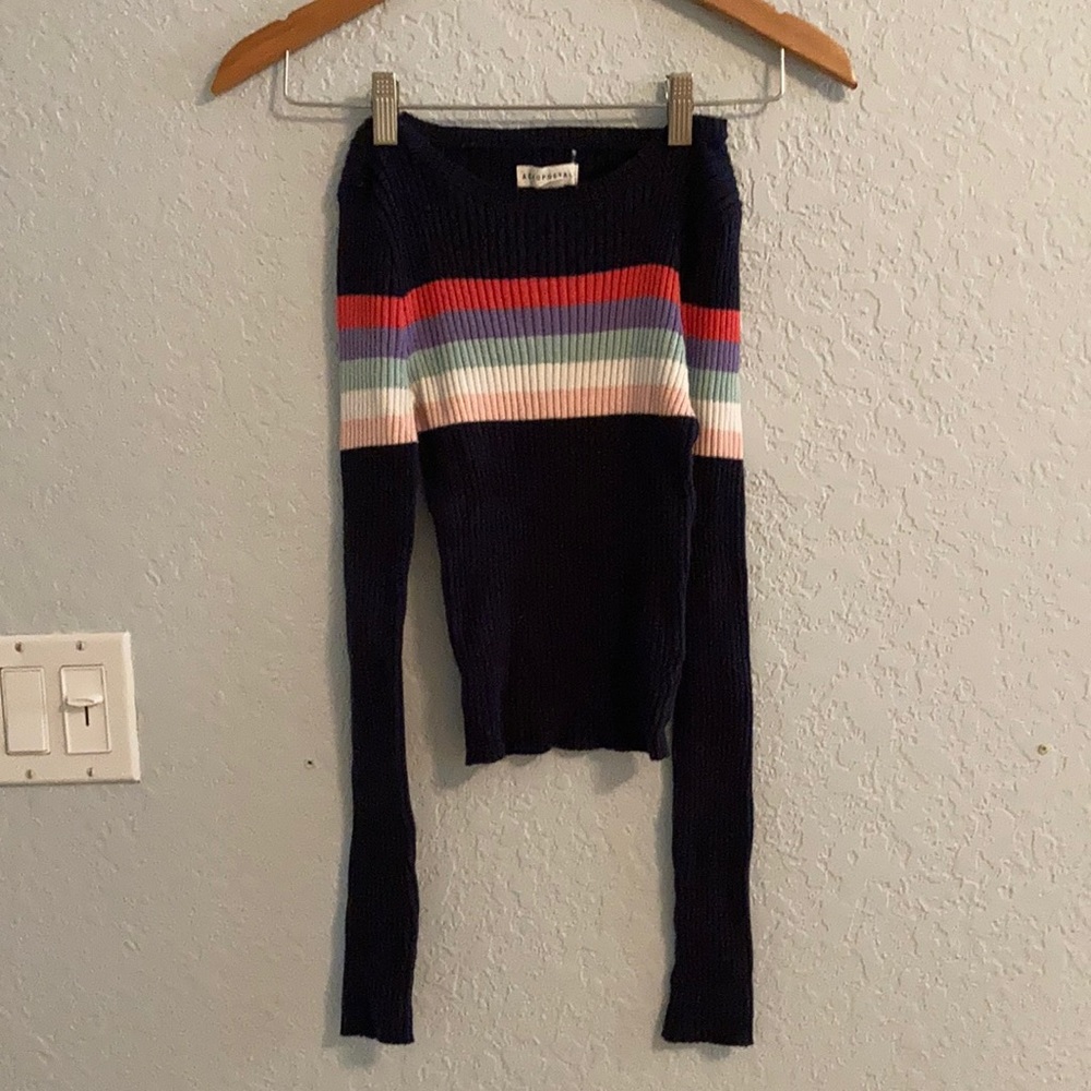 Cute ribbed navy blue women’s top